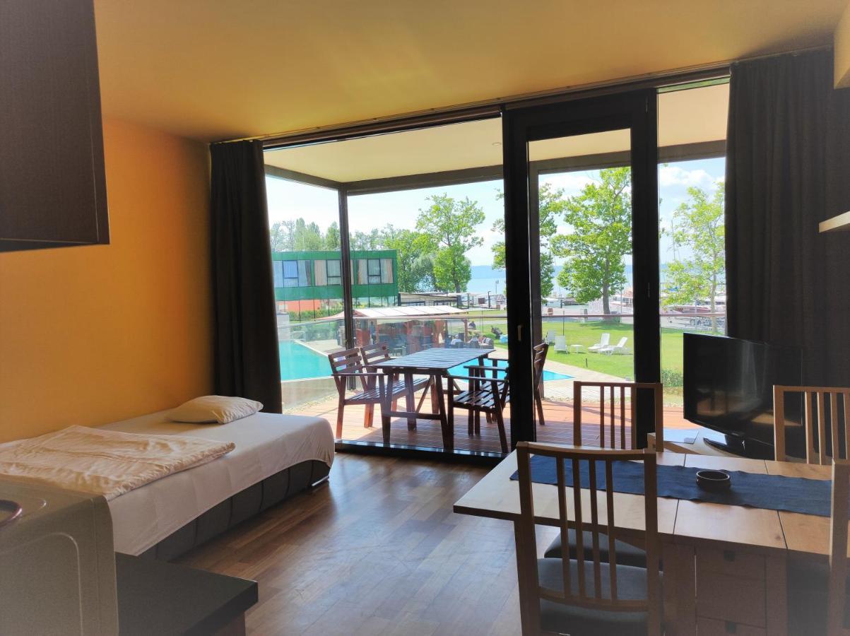 Soleil Apartmanok Balatonlelle Bagian luar foto